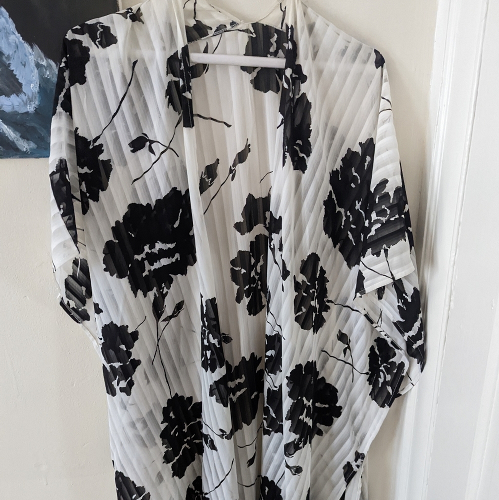 Floral kimono